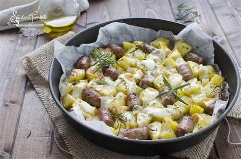 SALSICCIA CON PATATE E PROVOLA Al Forno La Ricetta IMPERDIBILE