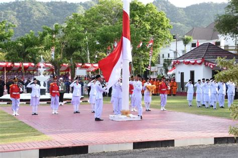 Kapolda Pimpin Upacara Penurunan Bendera Hut Kemerdekaan Ri Read Id