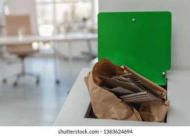 Open Full Trash Bin Modern Office Stock Photo 1363624694 | Shutterstock