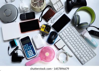 2,149,611 Gadgets Images, Stock Photos & Vectors | Shutterstock