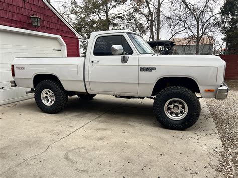 1990 Dodge W150 Tara C Lmc Truck Life