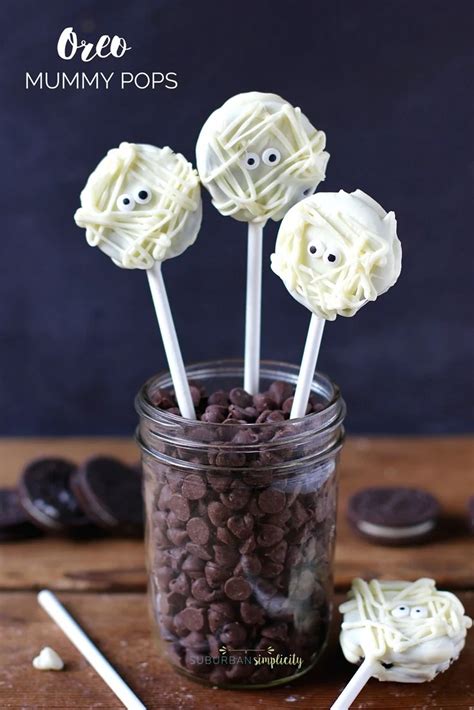 Easy Oreo Mummy Pops Easy Halloween Dessert Idea My Recipe Magic