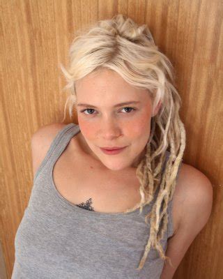 Natural Hairy Amateur Blonde Peeling Off Her Jeans And Panties Porn