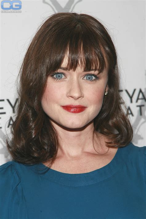 Alexis Bledel Nude Pictures Onlyfans Leaks Playboy Photos Sex Scene Uncensored