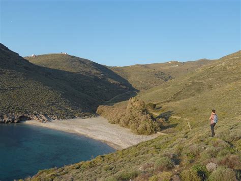 Hiking around Kea island, Greece : r/travel