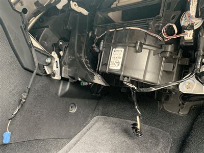 Toyota Highlander Blower Motor Resistor Location