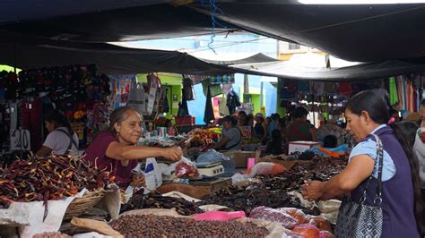 Ocotl N Celebra Su Tradici N En Un Viernes De Tianguis Colorido