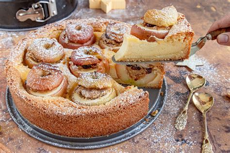 Bratapfelkuchen Mit Schmand Und Ganzen Pfeln Eat De