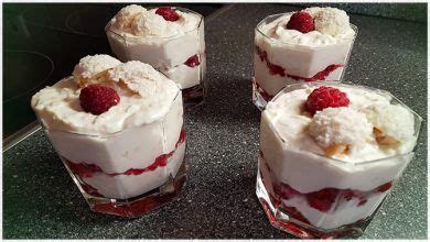 Ruck Zuck Erdbeer Dessert Mit Joghurt Gute Rezepte Food Desserts