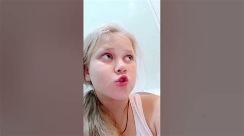 показать киску - YouTube