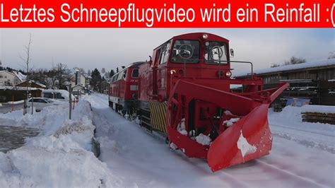 Schneepflug mit Br218 424 auf der Außerfernbahn Allgäu Schneechaos