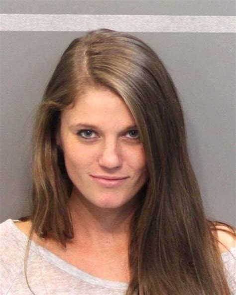 Gorgeous Girls Who Even Look Good In Their Mugshots (20 pics)