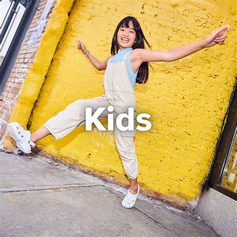 toko  crocs official store shopee indonesia