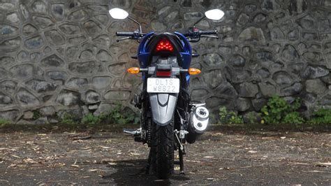 Suzuki Gixxer 2014 STD Compare Bike Photos Overdrive