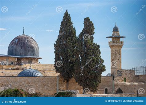 Bela Vista Na Mesquita Al Aqsa E Seu Minarete Na Velha Cidade De