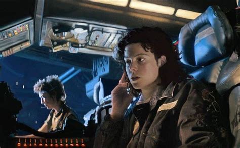 Lambert and Ripley | Aliens movie, Alien 1979, Alien isolation