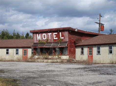 Checked Out Ten Permanently Vacant Abandoned Motels Urbanist