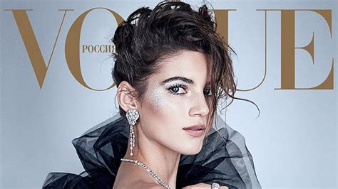 Parties in Vogue: коллекционный номер с фотохроникой модных вечеринок ...