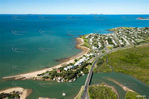 Aerial Photo Cooee Bay Qld Aerial Photography