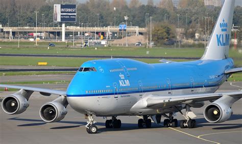 Another Queen goes away: KLM schedules the last 747 flight - The Points Guy