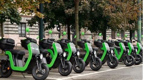 Scooter Sharing A Milano In Arrivo 150 Motorini Elettrici Repubblica It