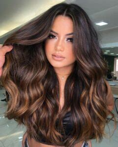 Kitty brunette Η νέα τεχνική εμπνευσμένη από τη Selena Gomez που θα