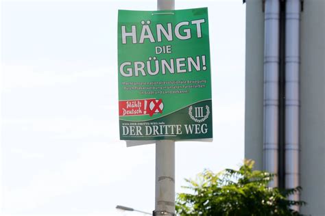 Hängt Grünen Plakate in Zwickau dürfen bleiben weil Sachsen