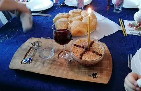 Poslužaonik Za Slavu Daske Za Serviranje Hrane I Pića