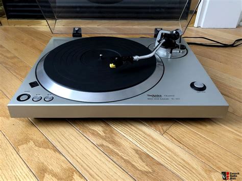 Technics Sl Direct Drive Quartz Locked Turntable In Excellent