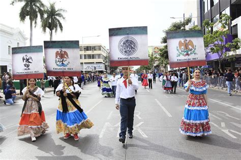 Regresa A Culiac N Desfile De Banderas