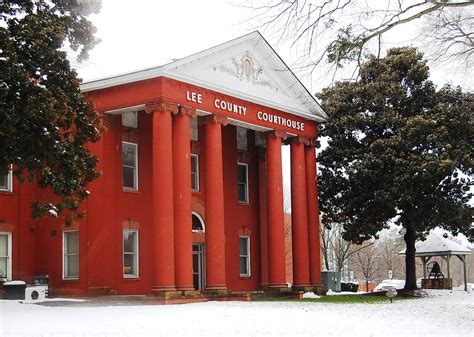 Lee County Courthouse When This Was First Built It Was One Flickr