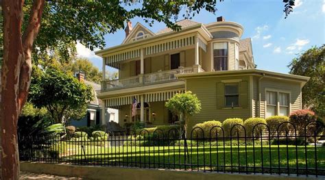 Devereaux Shields House Natchez Labor Day Vacations