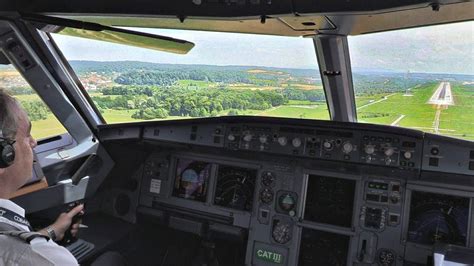 Airbus A319 Cockpit