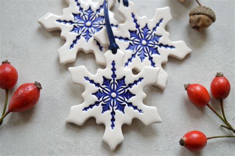 Christmas Decorations Ceramic Snowflake Ornament Set Of 3 White