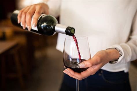 A Short Guide to Rioja's Red Wines and Which Bottles to Buy | Wine Enthusiast