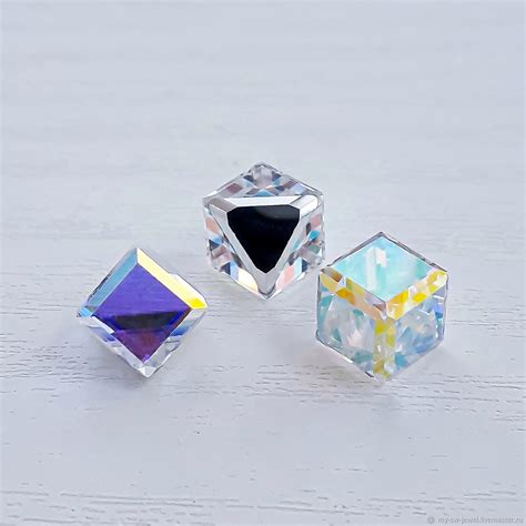 6 мм Crystal AB куб Swarovski купить в интернет магазине Ярмарка