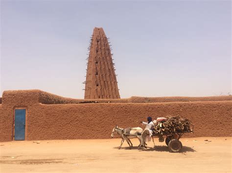 Niger's desert north is a glimpse into Gaddafi's years in power ...