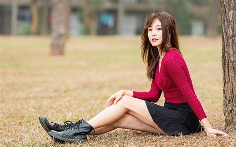 Images Skirt Brown Haired Blouse Boots Female Legs Asiatic 1920x1200