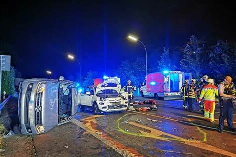 Verkehrsunfall In Bochum Acht Verletzte Drogenvortest Positiv