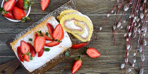 La recette du roulé aux fraises de Cyril Lignac Cosmopolitan fr