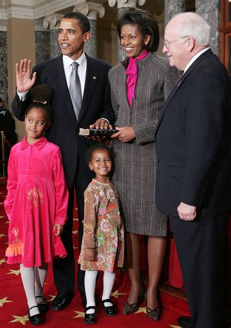 Obama Family Album: Barack, Michelle, Malia, Sasha: Photos