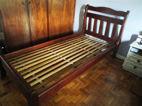 Cama De Solteiro Em Madeira Ma Ica M Vel Usado Enjoei