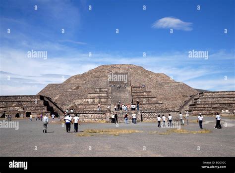 Teotihuacan pyramids hi-res stock photography and images - Alamy