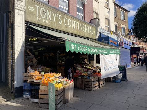 Tony’s Continental - East Finchley
