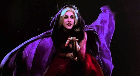 9 Hocus Pocus Scenes That Are Seemingly Dark 30 Years Later Bootleg Betty