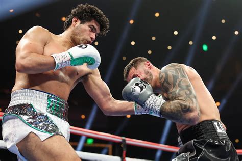 Zurdo Ramírez venció a Joe Smith Jr en Las Vegas