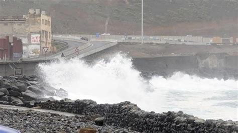 Finaliza Esta Madrugada La Alerta Por Oleaje En Las Islas Canarias