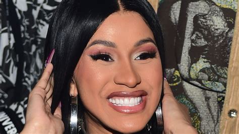 Jury Sides With Cardi B Over Sexually Suggestive Mixtape Artwork Lawsuit Nbc Los Angeles