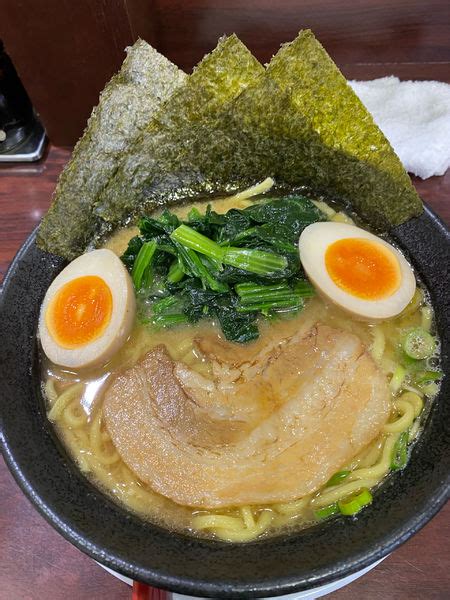 『家系醤油味玉ラーメン』横浜家系ラーメン 味福のレビュー ラーメンデータベース