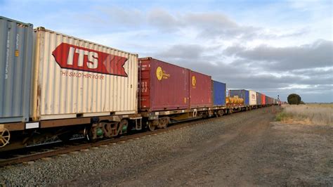 5ma5 Pacific National Intermodal Container Freight Train 2112023